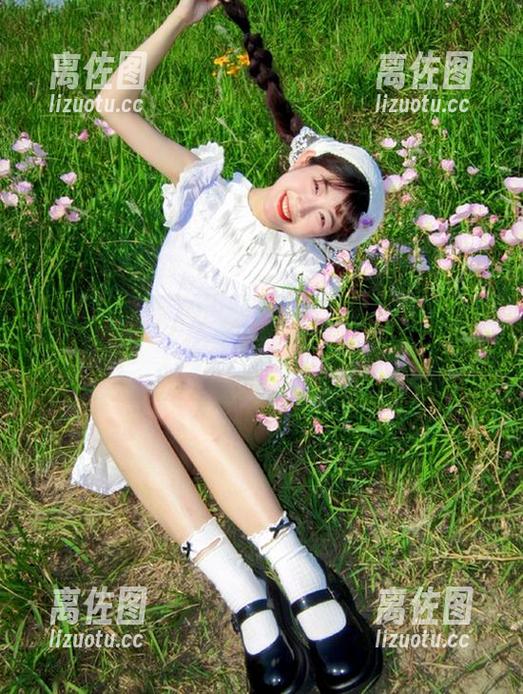 可恶的网页，17吃瓜的黑料一波接一波满天飞，根本追不上！
