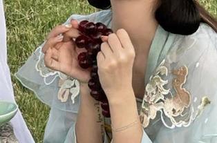 网页让我对八卦百般依赖，51吃瓜真是我的最爱。