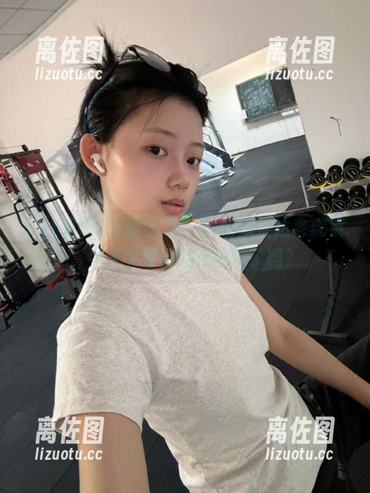 51吃瓜 安静出门,51吃瓜直达老虎菜,今天又要被酸爽包围了吗?