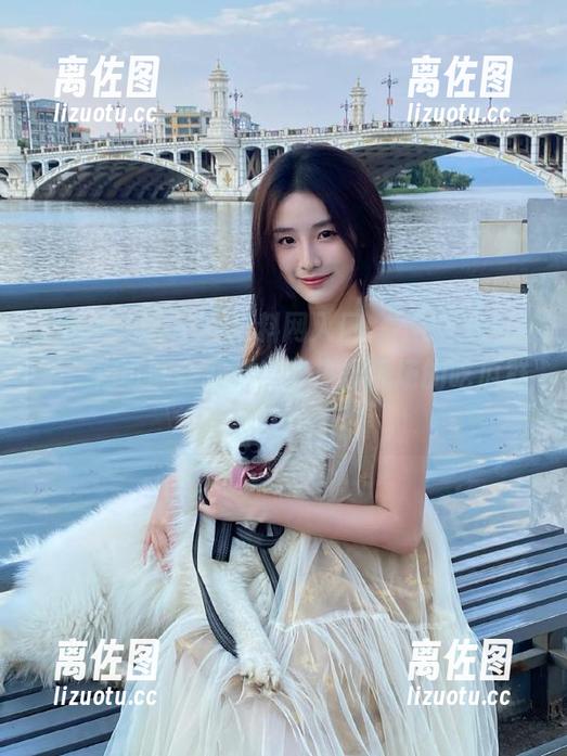 51黑料网入口，不小心打开后，你可能会变成微博热搜现场的吃瓜群众！
