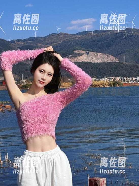 每次刷到网红视频，突然优雅地输出718吃瓜链接，这算不算端着的幽默？