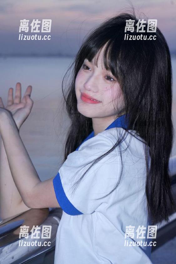 夜里无事，翻了翻718娱乐网页，感觉自己像是个无意间闯入秘境的探险者...