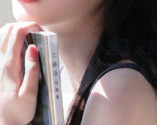 这苹果版是从哪里飞来的？com.91cg的神秘旅程啊，真让人好奇！