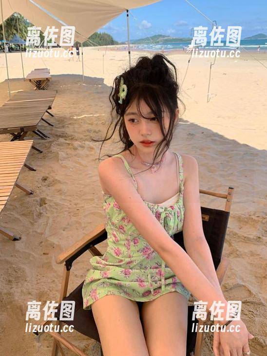 91吃瓜中心在线快报：网红吃瓜乱入的奇葩行径！