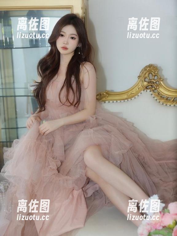 下载zztt03.ccm，黑料看过来！你的周末变得不平凡！
