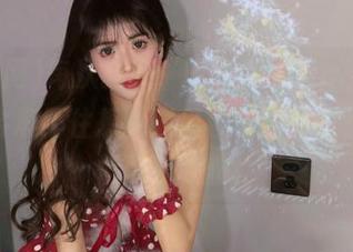 每次打开“吃瓜网ccgg”视频，都会忍不住想，对着镜子还有这么多表情可以模仿！