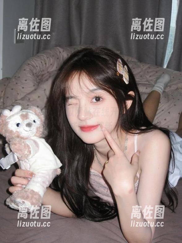 吃瓜网站在线开启“网红速成班”，成就一波新瓜吻！