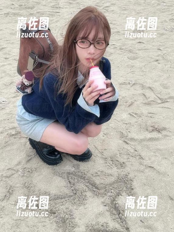 网曝吃瓜 别急,先看首页,网曝吃瓜的灵魂拷问终于来了…