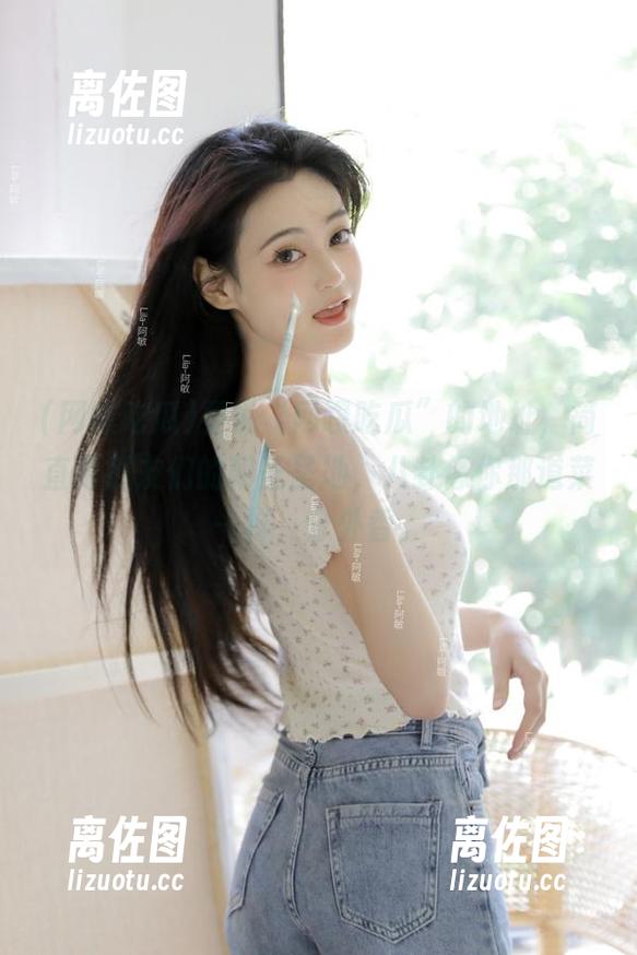网曝吃瓜 要说“网曝吃瓜”的地址,简直是瓜友们的朝圣圣地,八卦像你那道菜一样,分外香。