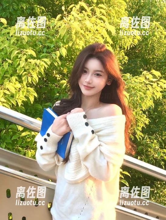 “zztt62.ccm黑料不打烊”网页有时像个集中营，隐藏着超多离奇故事，真的挺神奇的。