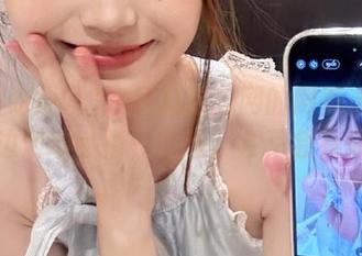 在黑料吃瓜网的网页上在线，一边划动手指一边想，会不会有惊喜？