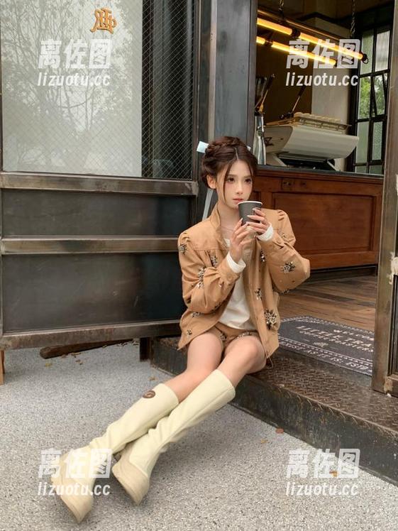 在iOS上刷黑料网，简直像是在窥探邻居的花边新闻